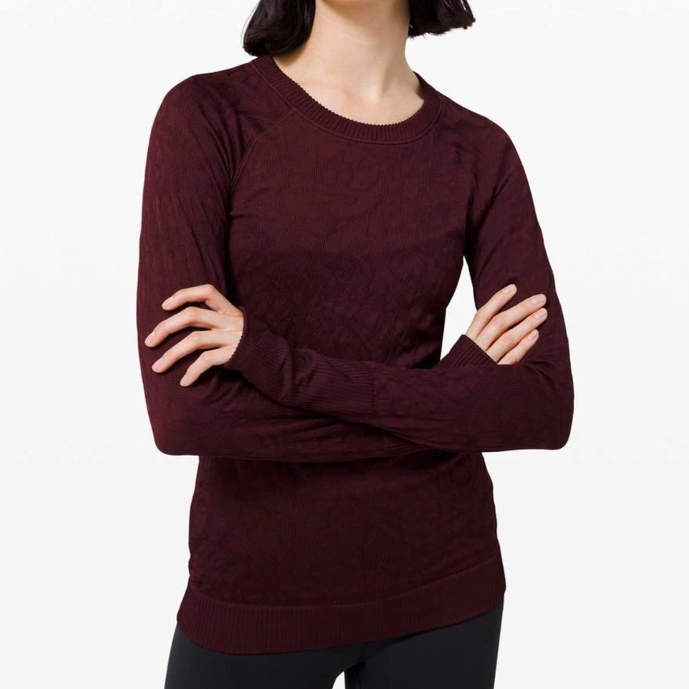 Lululemon Rest Less Long Sleeve Pullover in Garnet Size 4